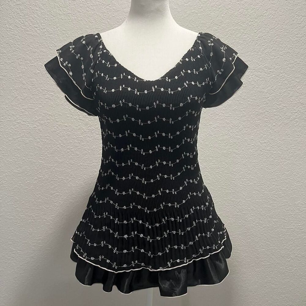 American-vintage Women's Black Blouse